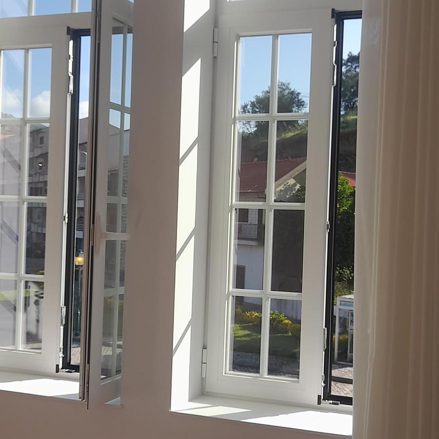 Douro B&B Avenida เรเซนด์ ภายนอก รูปภาพ